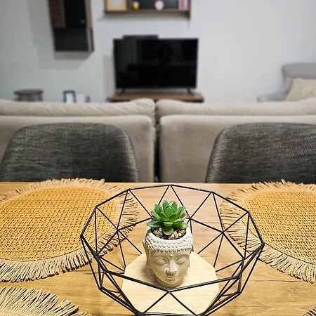 Starlight - Kaymakli Apartament